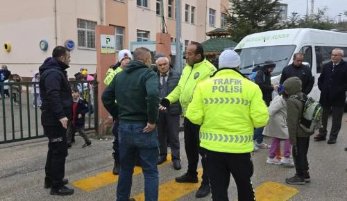 Suluova’da Öğrenci Servislerine  Güvenlik Denetimi Yapıldı