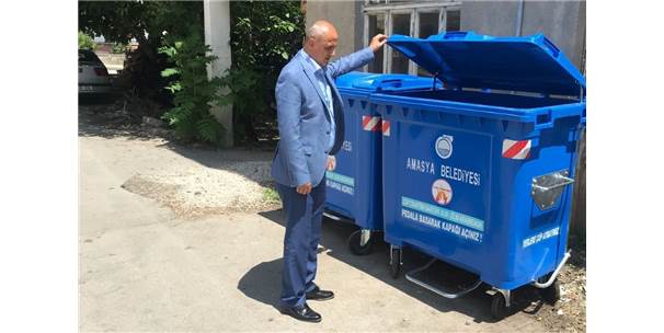 Belediyeden 400 Plastik Çöp Konteyneri