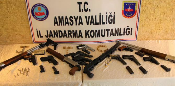 Amasya’da Jandarmadan ‘Düğün Dernek’ Operasyonu: 14 Silaha El Konuldu, 9 Gözaltı